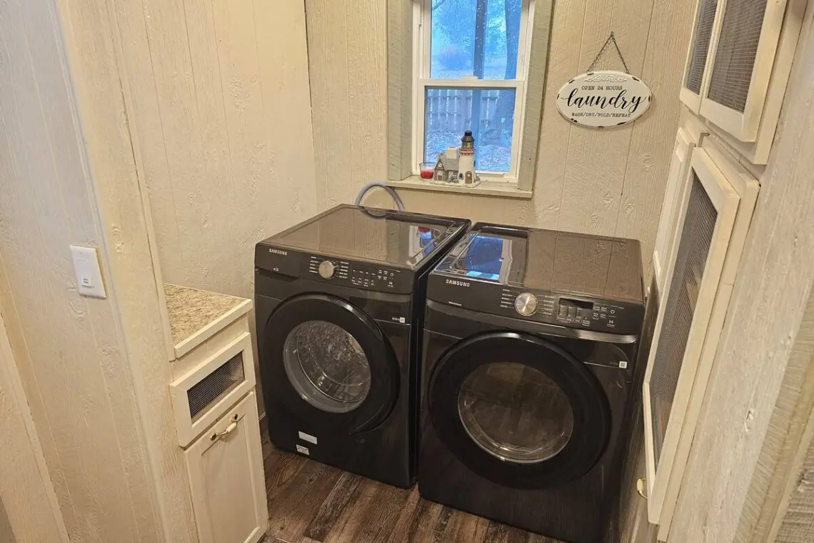 0553ed58 e5fb 4839 b203 7b934f212b76