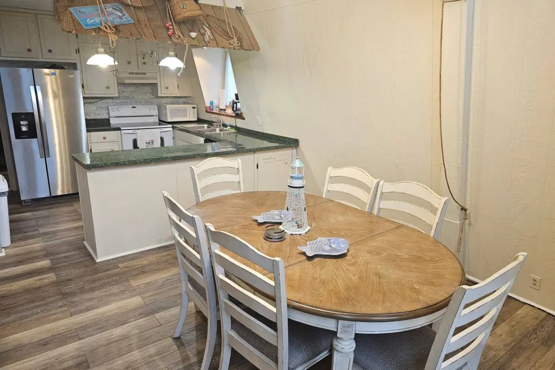 7493cbe4 3c16 4ffc ad71 fbe4869c571d