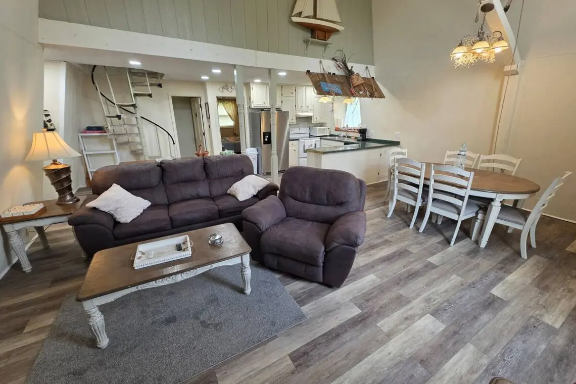 85ce2642 ad64 4847 906f 98aab81ad251