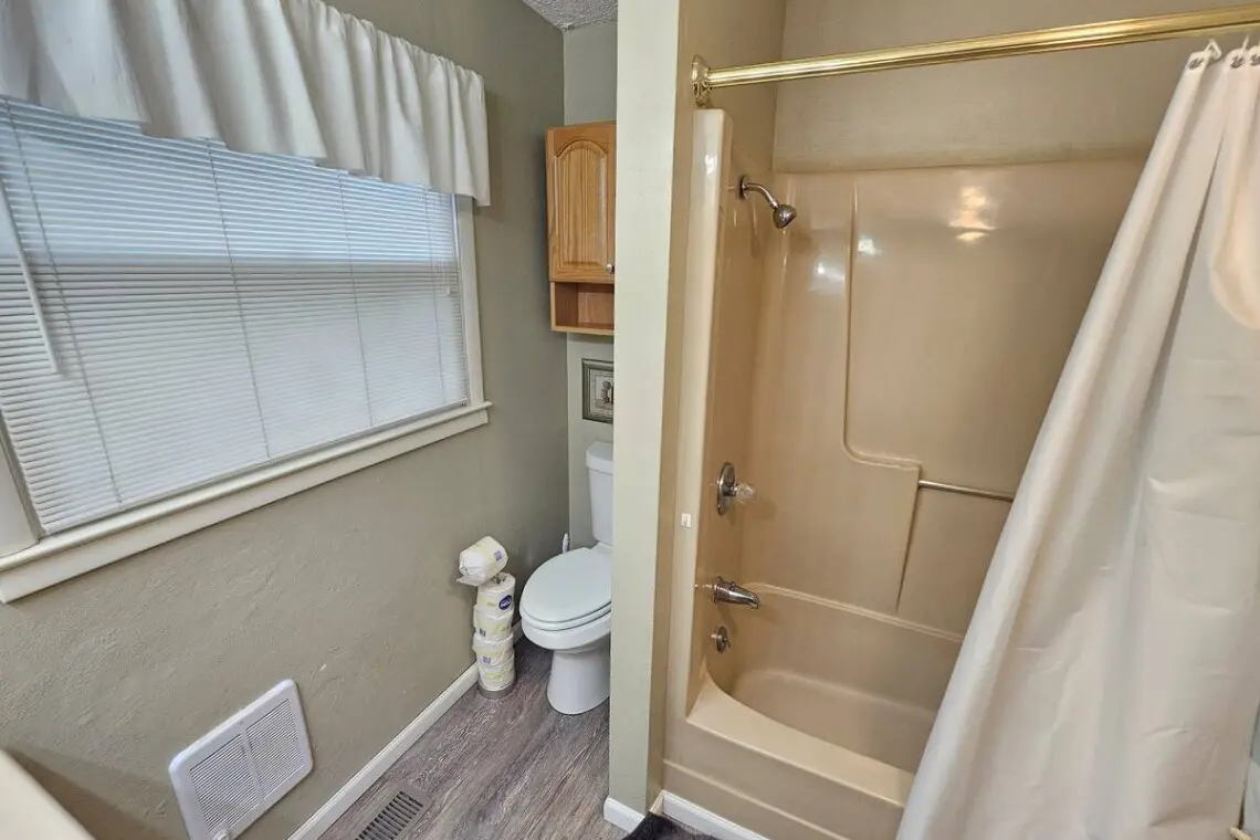 bb08511f 1ab2 4e32 b03a 2ccebebf36f6