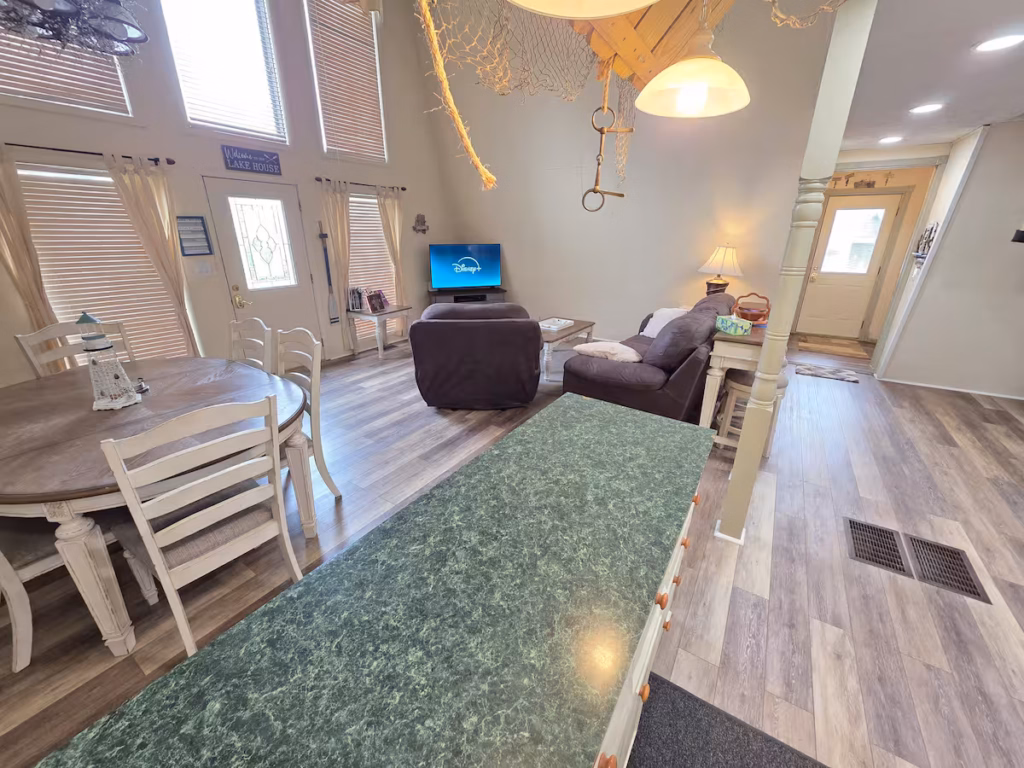 14e0ac6e faf7 4ae6 8d3e 81372a1a15d9