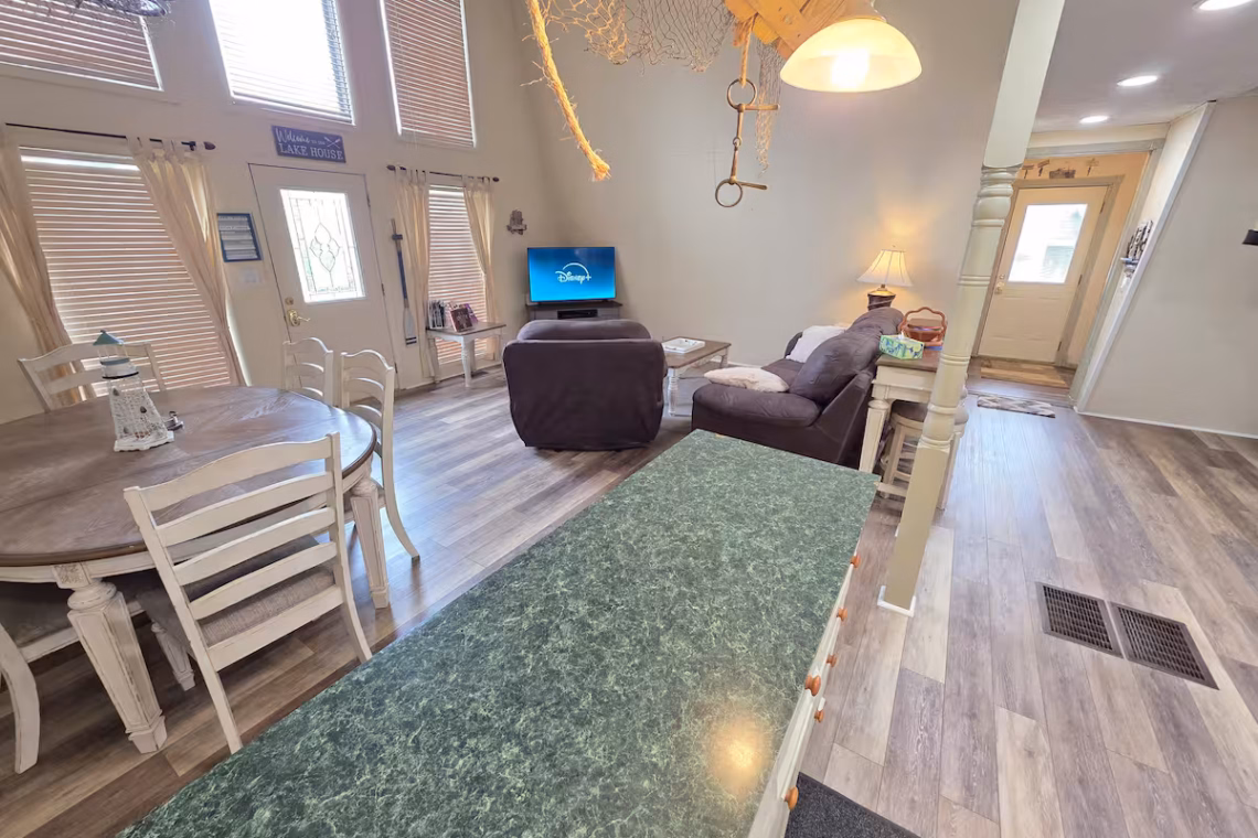 14e0ac6e faf7 4ae6 8d3e 81372a1a15d9