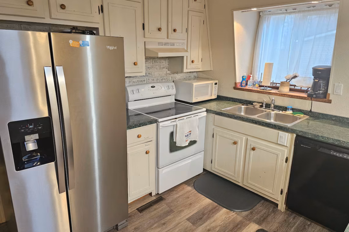 73e4dd63 bd86 4196 a663 5c4e1ac99fcf